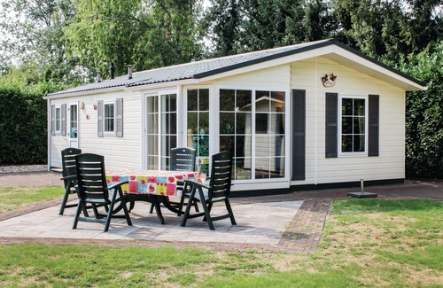 Rheezerveen House | 2 bedroom accommodation in Rheezerveen