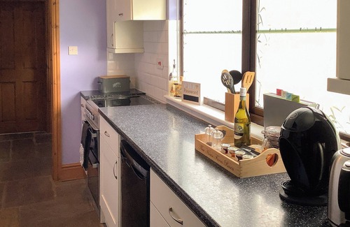 Neenton Cottage | 2 bedroom accommodation in Neenton, near Bridgnorth