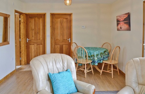 Winterbourne Abbas Cottage | 2 bedroom accommodation in Winterbourne Steepleton, near Dorchester