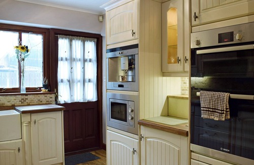 Markinch Cottage | 2 bedroom accommodation in Markinch, near Glenrothes