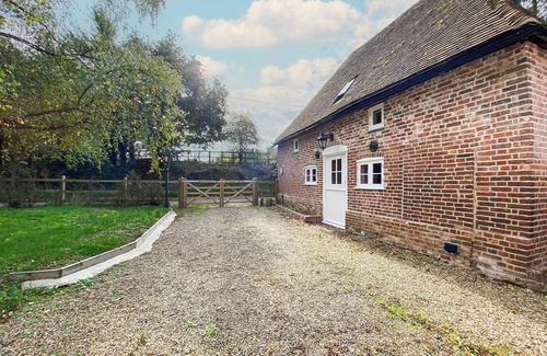 Ashford Cottage | 2 bedroom accommodation in Hothfield