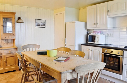 Kirriemuir Cottage | 2 bedroom accommodation in Glenprosen, by Kirriemuir