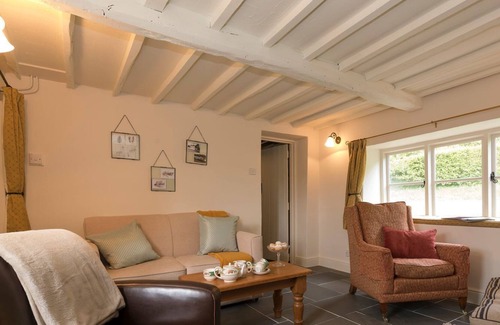 West Meon Cottage | 2 bedroom accommodation in Kilmeston, near Alresford