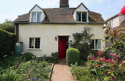Eastling Cottage | 2 bedroom accommodation in Eastling