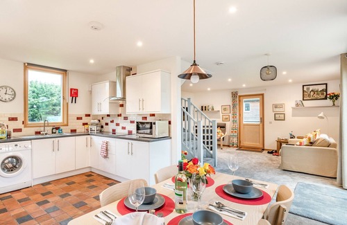 Fairseat Cottage | 2 bedroom accommodation in Harvel, near Gravesend