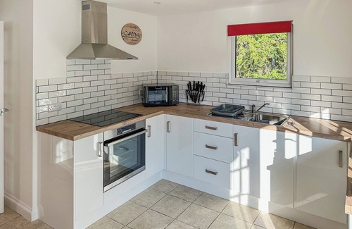 Forncett Cottage | 2 bedroom accommodation in Forncett St Peter, near Long Stratton