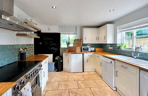 Broughton Gifford Cottage | 2 bedroom accommodation in Broughton Gifford, near Melksham
