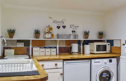 Petworth Cottage | 2 bedroom accommodation in Petworth, near Arundel
