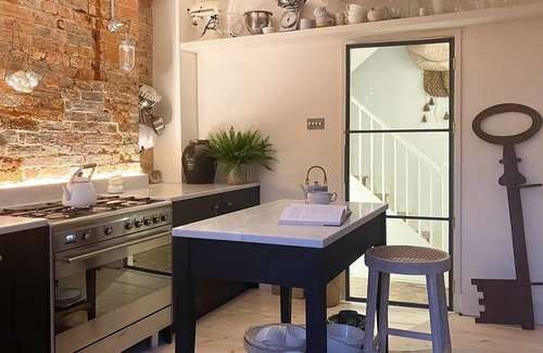 Ticehurst Cottage | 2 bedroom accommodation in Ticehurst, near Battle
