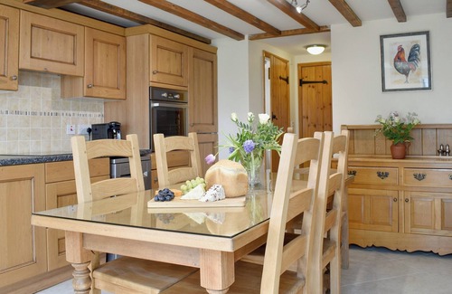 Ashover Cottage | 2 bedroom accommodation in Ashover, near Chesterfield