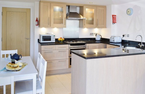 West Bay Cottage | 2 bedroom accommodation in West Bay, near Bridport