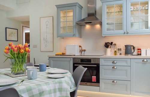 Helmdon Cottage | 2 bedroom accommodation in Falcutt