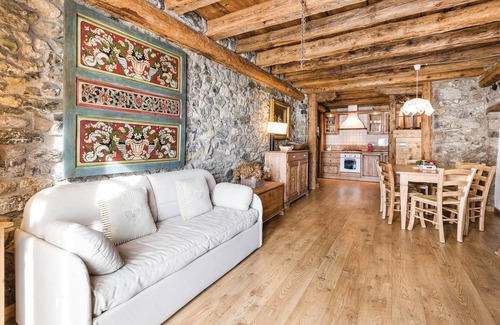 Ovaro Apartment | 2 bedroom accommodation in Ovaro UD