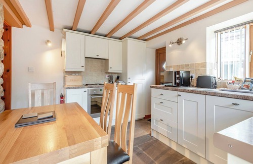 Ashover Cottage | 2 bedroom accommodation in Clay Cross, near Chesterfield