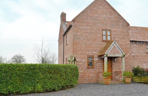Aubourn Cottage | 2 bedroom accommodation in Norton Disney, near Newark