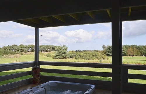Hopton Cottage | 2 bedroom accommodation in Fritton, near Great Yarmouth