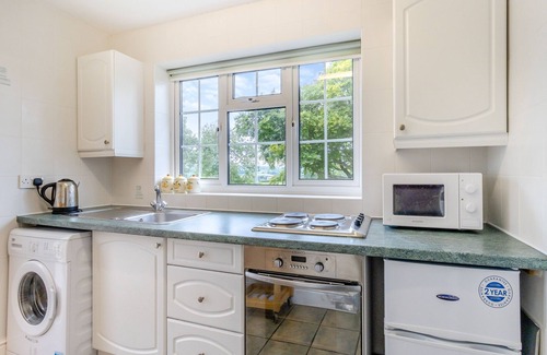 Kington Cottage | 2 bedroom accommodation in Kingswood, near Kington