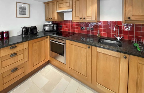 Avening Cottage | 2 bedroom accommodation in Avening, near Tetbury