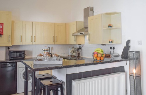 Ayr Cottage | 2 bedroom accommodation in Ayr