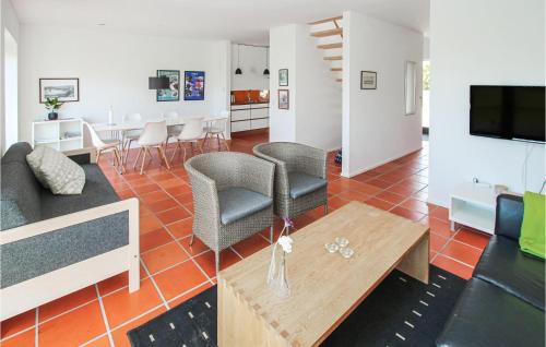 Langemark Apartment | 2 Bedroom Amazing Apartment In Samsø