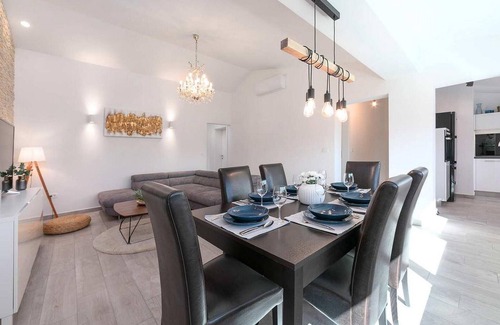 Porec Apartment | 2 bedroom amazing apartment in Porec