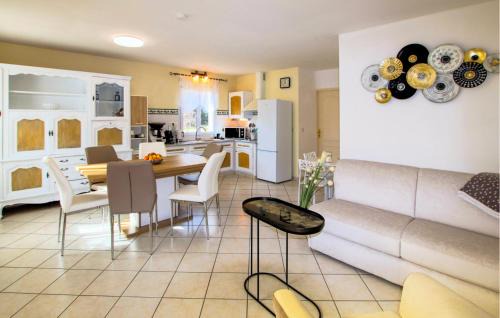 Chassiers House | 2 Bedroom Amazing Home In Chassiers