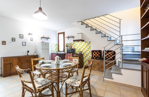 Orentano House | 2 bedroom amazing home in Orentano