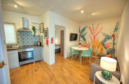 San Tumas Apartment | 2 bedroom apartment 3min walk from the beach