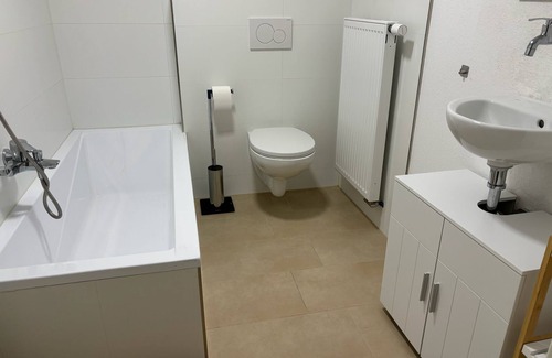 Oberaurach Apartment | 2 Bedroom Apartment Oberaurach -Bamberg 20 min- 1-5 guests