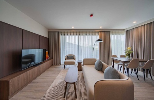 Huai Khwang Apartment | 2-bedroom apartment in pleasant Bangkok with WiFi, AC, fitness room