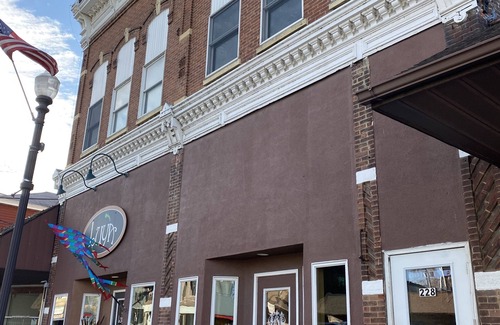 Zumbrota Apartment | 2 bedroom apartment in downtown Zumbrota. Sleeps 4-6.