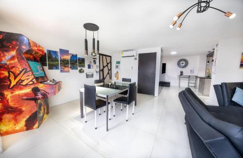 Zona Rosa Apartment | 2 bedroom apartment - one block from Lleras park, P1