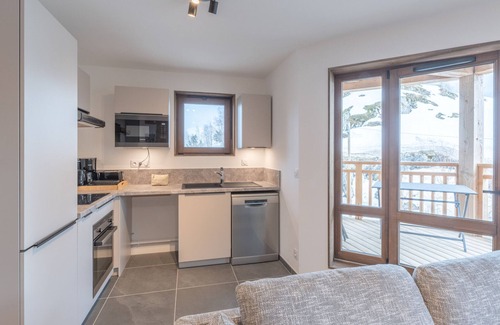 Eclose-Est Apartment | 2-bedroom apartment with balcony in the heart of Alpe d'Huez