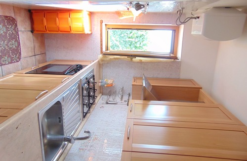Chiesiola House | 2 bedroom apartment with 2 bathrooms 200 m from the sea.