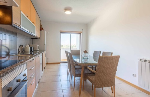 Campo Apartment | 2 bedroom apartment with pool for vacations in Nazaré