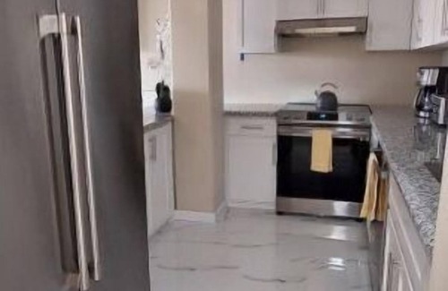 Nassau Condo | 2 Bedroom Apt overlooking harbour