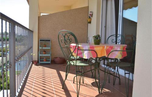 Vinaros Apartment | 2 Bedroom Awesome Apartment In Vinaros