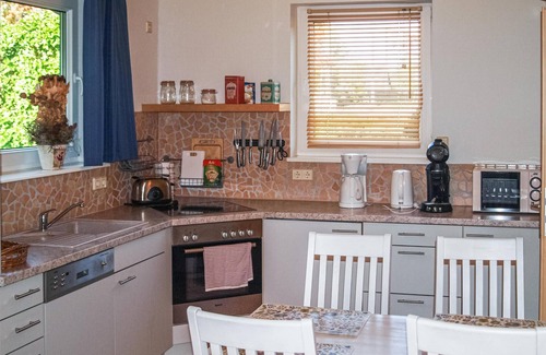 Hildebrandshagen House | 2 bedroom awesome home in Woldegk