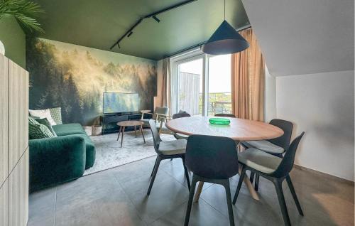 Bievre Apartment | 2 Bedroom Beautiful Apartment In Bièvre