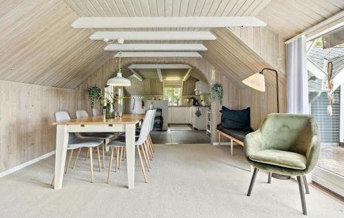 Hvalpsund House | 2 Bedroom Beautiful Home In Farsø