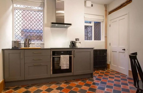 Coventry City Centre Cottage | 2 Bedroom City modern luxury cottage