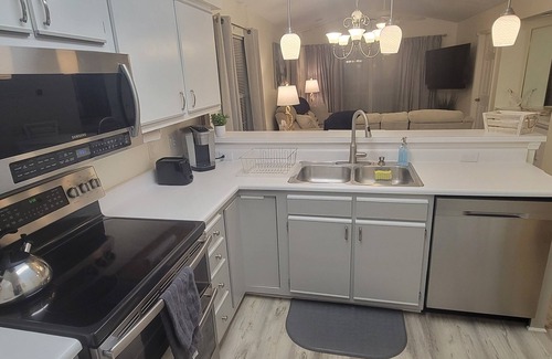 Carolina Forest Condo | 2-bedroom condo, 7-minute drive to Broadway at the Beach