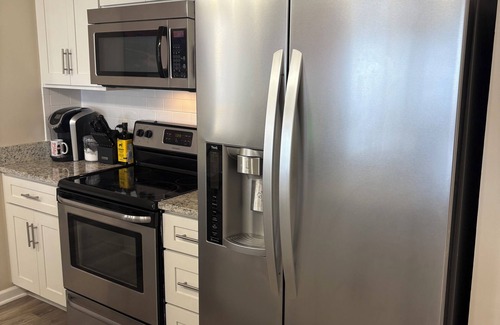 Little River Condo | 2-bedroom condo in lovely Little River with AC, WiFi, 5 minute car ride to ocean