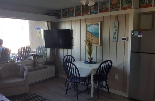 Maple City Condo | 2 bedroom condo on Lake Michigan -Homestead Resort - M-22 - Glen Arbor
