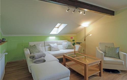 Karlshausen Apartment | 2 Bedroom Cozy Apartment In Karlshausen