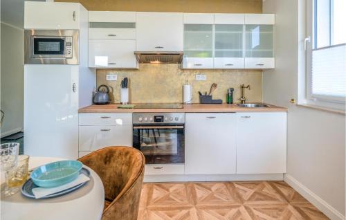 Mettmann Apartment | 2 Bedroom Cozy Apartment In Mettmann