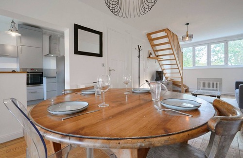 Marcq-en-Baroeul Apartment | 2-bedroom duplex apartment near tramway.