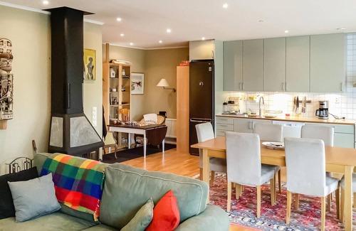 Tomta House | 2 bedroom gorgeous home in Hallstavik
