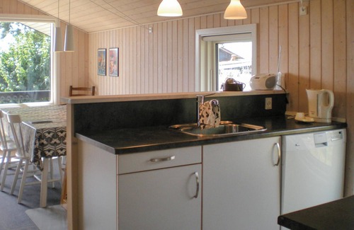 Ronde House | 2 bedroom gorgeous home in Rønde