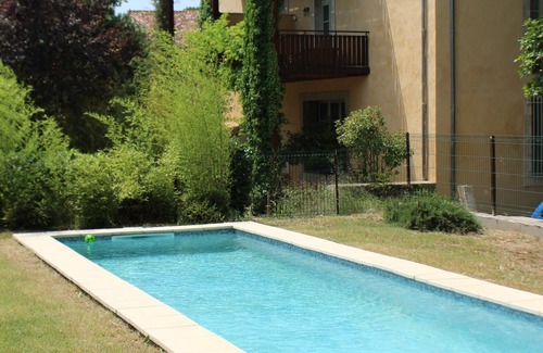 Olonzac House | 2 bedroom home with pool in great location in lovely market town in wine region.